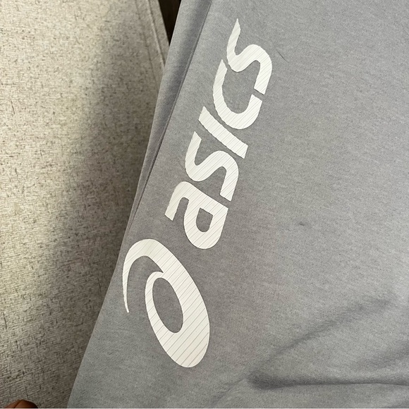 ASICS Light Grey Set - Picture 7 of 10